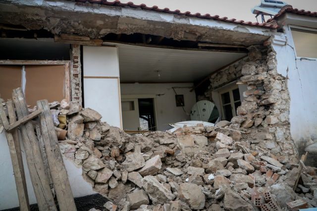 Κατεδαφίσεις σεισμόπληκτων κτιρίων στο Δαμάσι